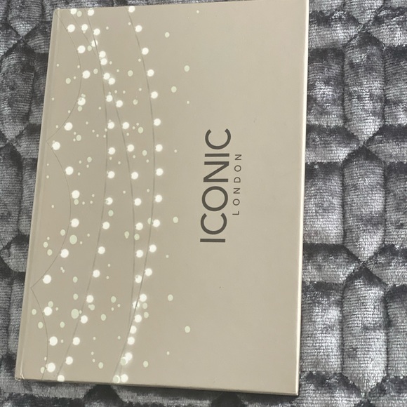 London Iconic Face Pallette - Picture 2 of 4